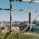 Trevarefabrikken 3* Henningsvær
