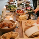 Inn Trevarefabrikken 3*