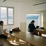 Trevarefabrikken Kro Henningsvær