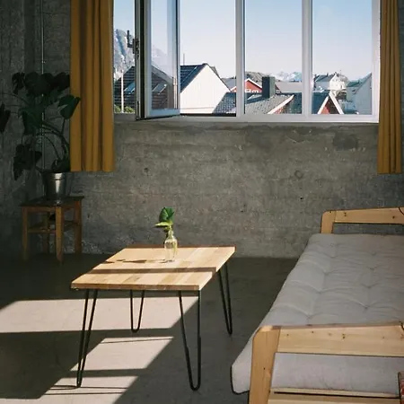 Trevarefabrikken 宾馆 3*