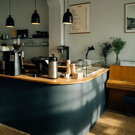 Trevarefabrikken 3* Henningsvær