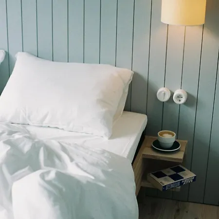 Trevarefabrikken Inn Henningsvaer