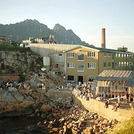 Trevarefabrikken 3*