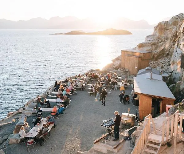 Trevarefabrikken Han/Misafirhane