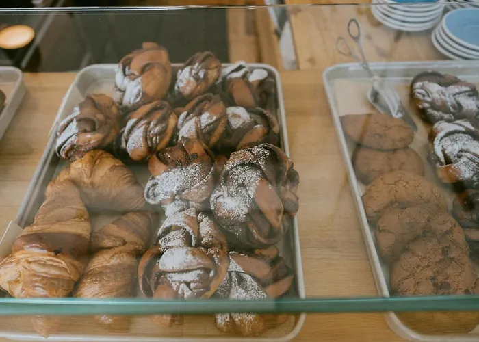 Han/Misafirhane Trevarefabrikken Henningsvær