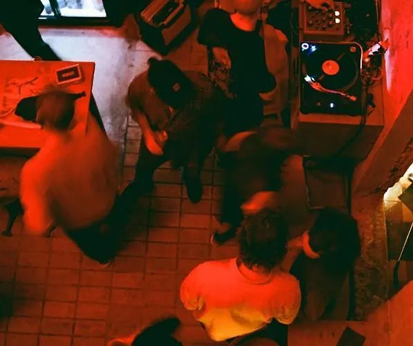 Trevarefabrikken Han/Misafirhane